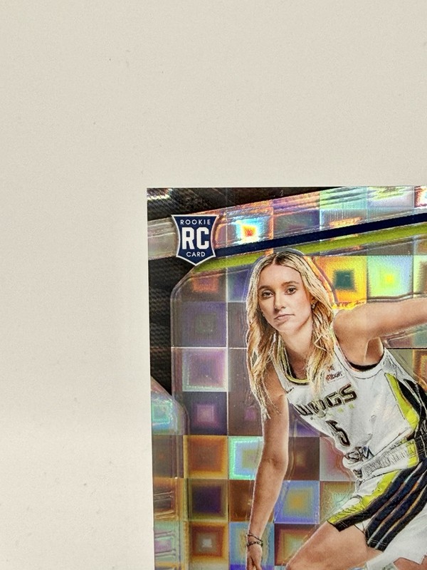 2025 Panini Prizm Pandora Paige Bueckers (RC) #147-Read Description view 2
