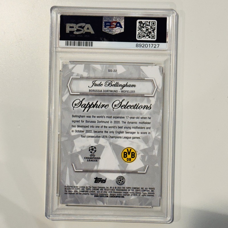 2022-23 Topps Chrome JUDE BELLINGHAM Sapphire Selections Gold /50 PSA 10 view 2