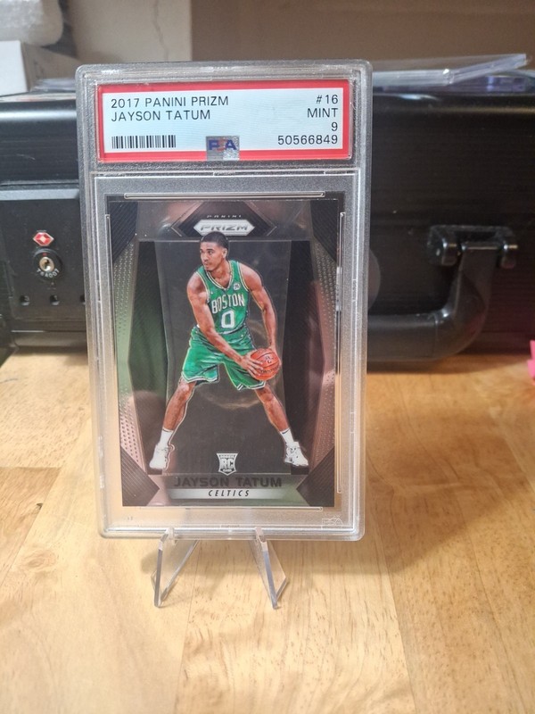 2017-18 Panini Prizm - Jayson Tatum  Psa9 Rookie !!!!