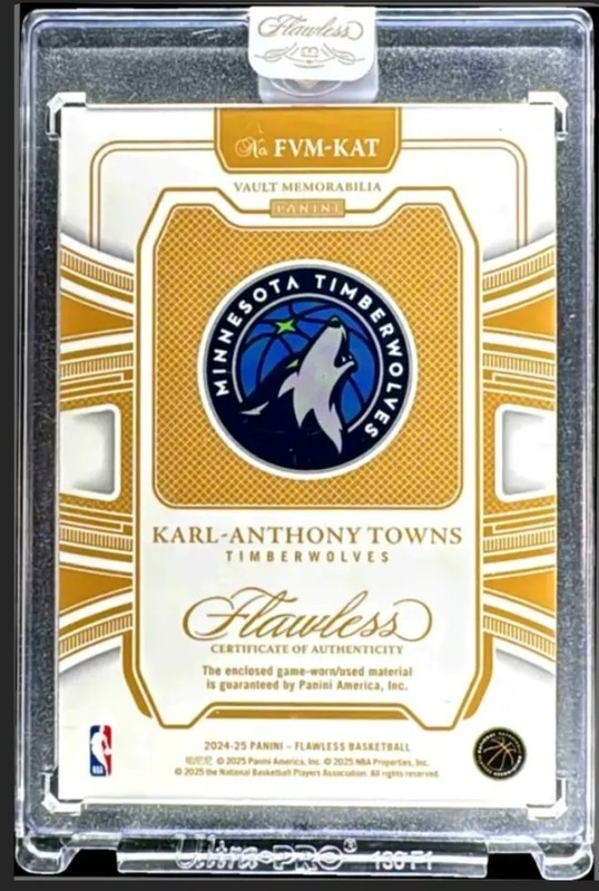 2024-25 Panini Flawless Vault Memorabilia Logoman Karl-Anthony Towns /25 Knicks view 2