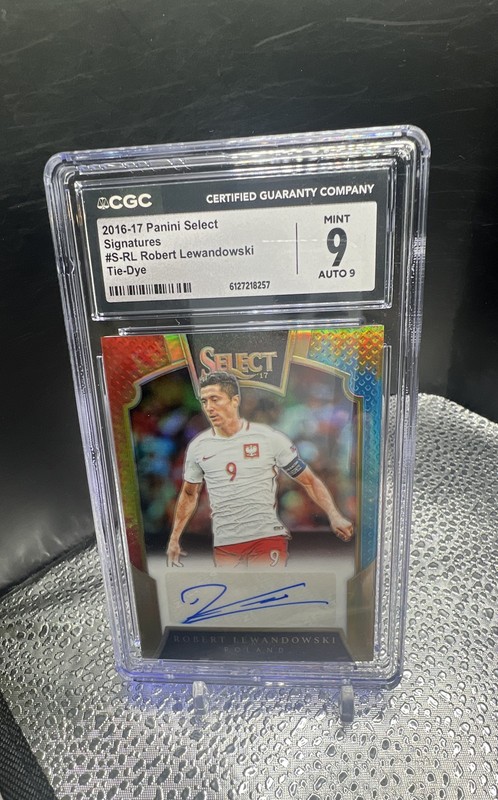 2016-17 Panini Select - Signatures Robert Lewandowski #S-RL Tie-Dye Prizm /15...