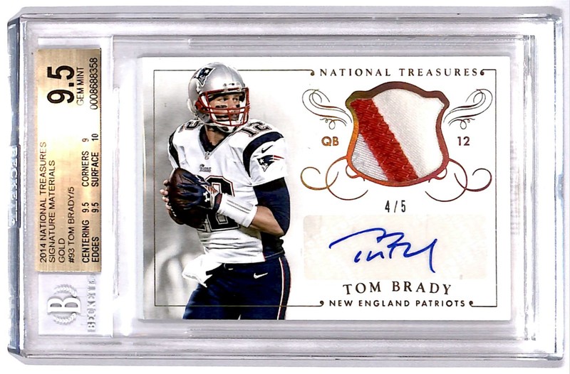 2014 National Treasures GAME WORN Patch Auto 4/5 Tom Brady Auto BGS 9.5 R6220J