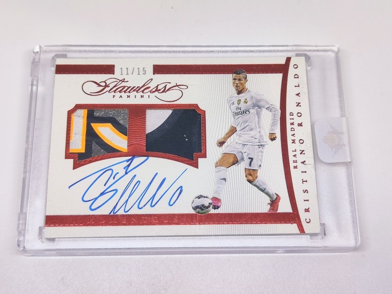 2015-16 Panini Flawless Momentous Patch Auto Red CRISTIANO RONALDO /15!! Sealed