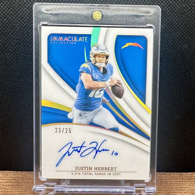 Panini 2024 Immaculate Immaculate Records Justin Herbert Auto IR-JHT /25