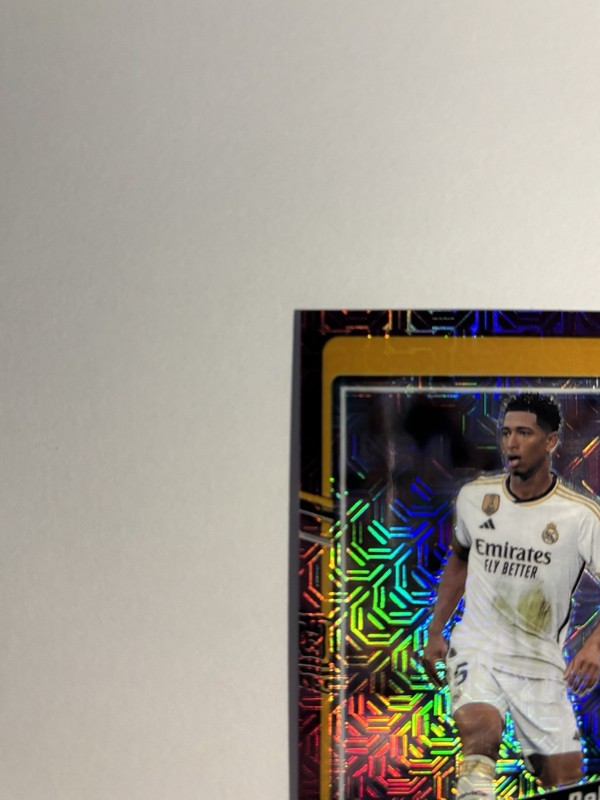 Jude Bellingham 2023-24 Panini Donruss Optic Purple Mojo Prizm /25 view 2