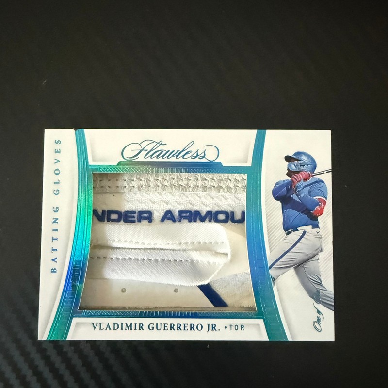 2022 Flawless Vladimir Guerrero Jr game used glove 1/1  *damage pls look scan