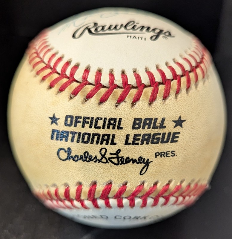 MIKE EASLER Signed Game Used Baseball Pirates Vs Mets 04/20/1983 Original AUTO* view 2