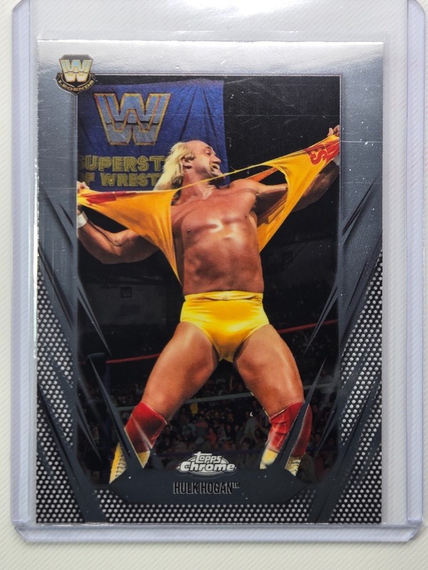 Hulk Hogan 2026 Topps Chrome WWE #25 Base Trading Card