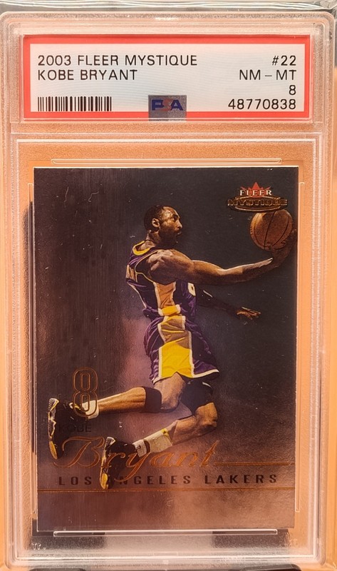 2003 Fleer Mystique #22 Kobe Bryant PSA 8