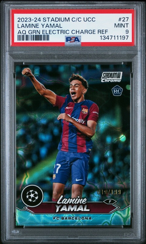 Lamine Yamal RC 2023-24 Topps Chrome Green Electric Charge Refractor /199 PSA 9