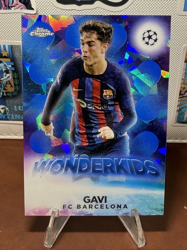 2022-23 Topps Chrome Sapphire UEFA - Wonderkids Gavi Barcelona