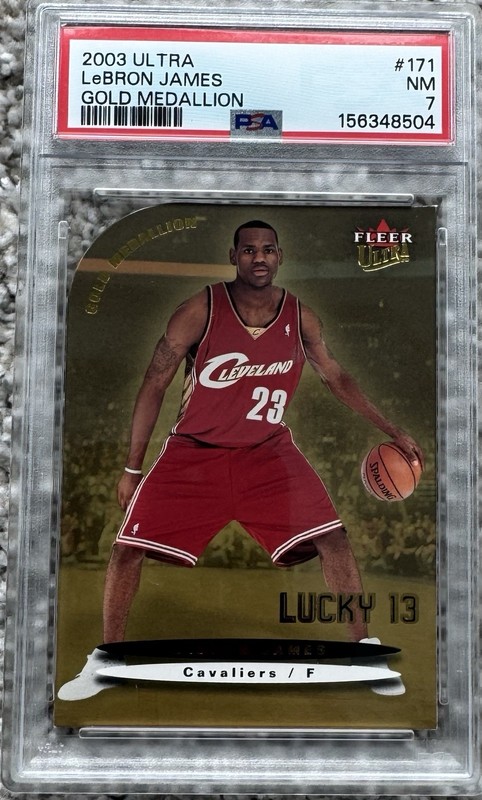 2003-04 Fleer Ultra #171 LeBron James Rookie RC Gold Medallion PSA 7 Cavs Lakers