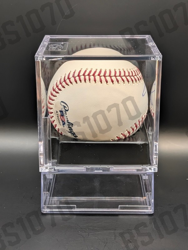 San Francisco Giants Tim Lincecum Autograph Baseball - PSA Authenticated view 2