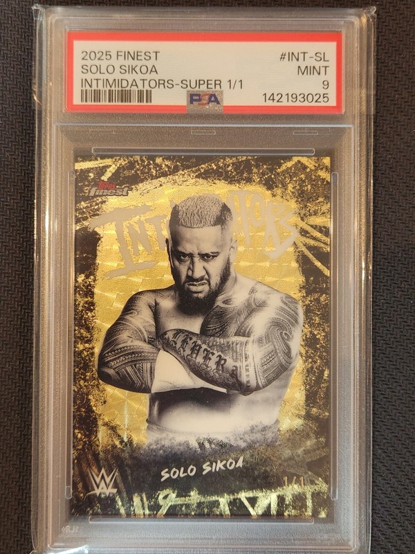 2025 Topps Finest WWE Intimidators Solo Sikoa #INT-SL Superfractor /1 PSA 9