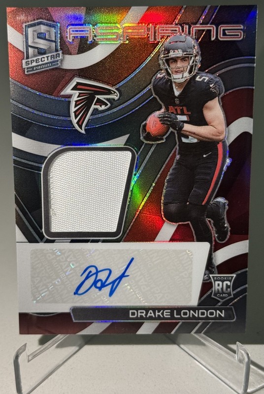 2022 Panini Spectra - Drake London - Rookie - Aspiring - Patch Auto - 64/99!