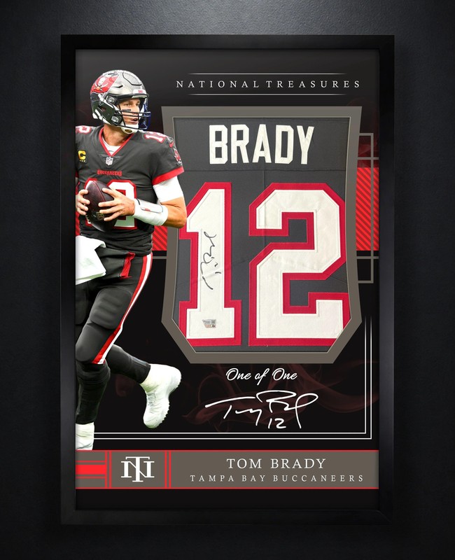 Tom Brady Signed Tampa Bay Buccaneers Nike Jersey Framed Fanatics COA Auto