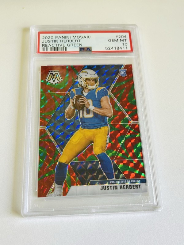 2020 Panini Mosaic - Justin Herbert Reactive Green  Rookie PSA 10