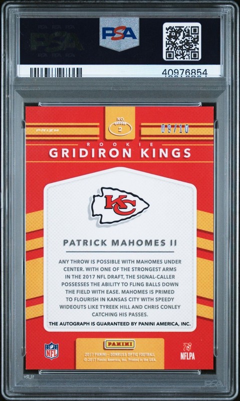 2017 Optic PRIZM Patrick Mahomes Auto #9/10 Rookie Gridiron RC PSA 10 GEM MINT view 2