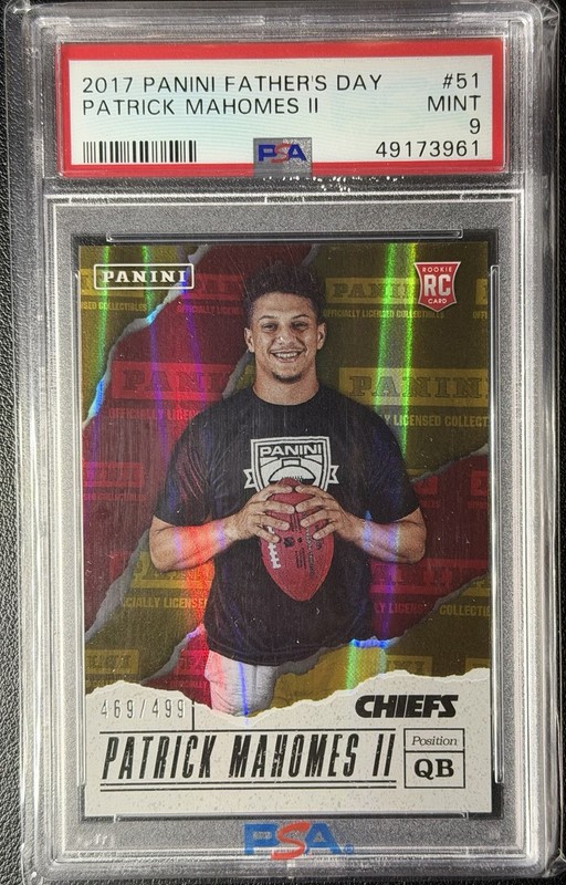 2017 Panini Fathers Day - #51 Patrick Mahomes 112/499 Silver Rookie Prizm PSA 9