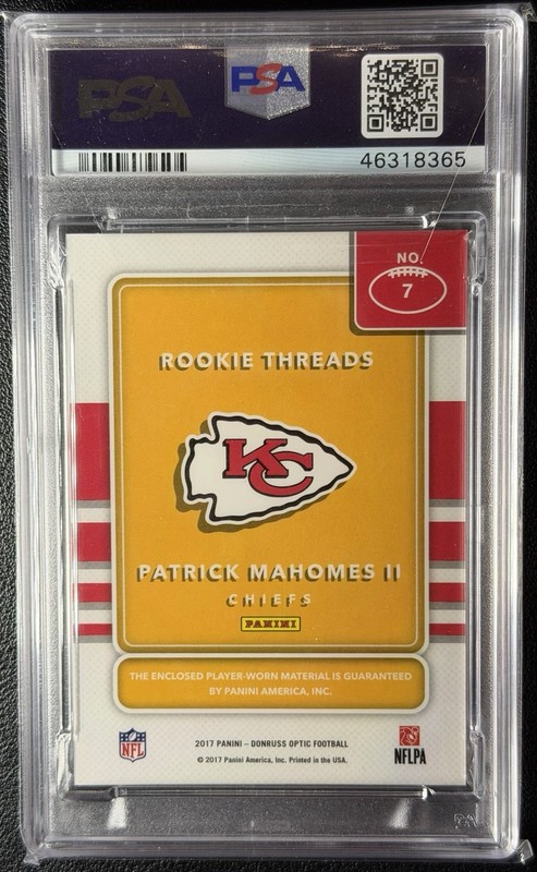 2017 Optic Patrick Mahomes Rookie Threads RC PSA 9 view 2