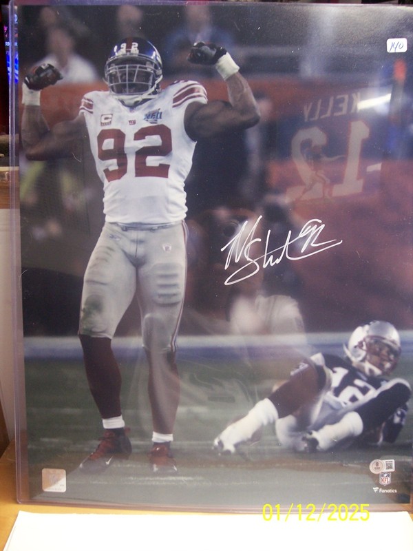 MICHAEL STRAHAN SIGNED AUTO 16X20 PHOTO SACKING TOM BRADY NY GIANTS BECKETT CERT