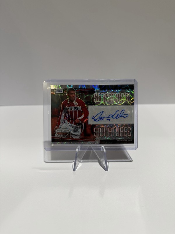 2025-26 Panini Prizm FIFA Ronaldo Auto Sensational Choice Silver Prizm