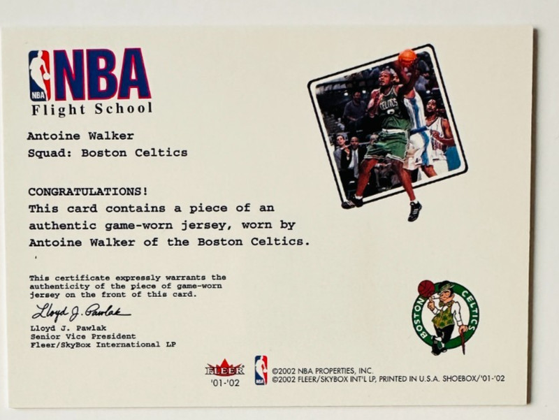 2001-02 Fleer Shoebox Antoine Walker Game Used Jersey Card Celtics Legend! view 2