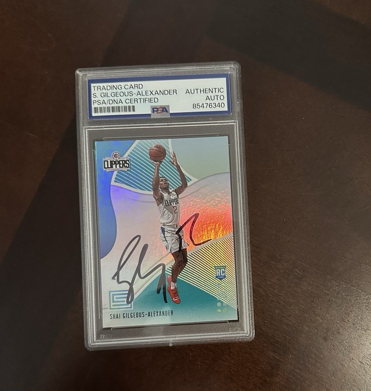 2018-19 Status Shai Gilgeous-Alexander RC ROOKIE Auto PSA DNA AUTHENTIC #106