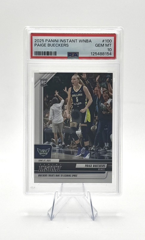 Panini Instant WNBA 2025 Paige Bueckers Rookie PSA 10 Dallas Wings #100