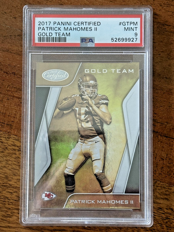 2017 Panini Certified Gold Team Patrick Mahomes II Rookie #GT-PM PSA 9 Mint