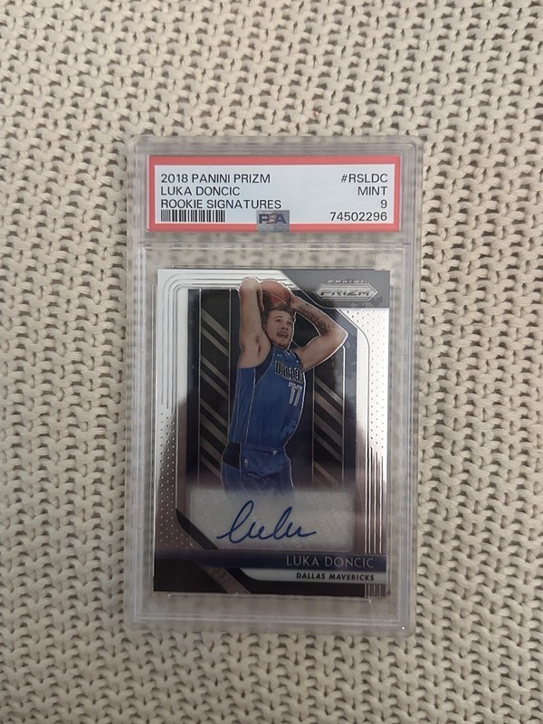 2018-19 Panini Prizm Luka Doncic Rookie Signatures Auto RC #RS-LDC PSA 9