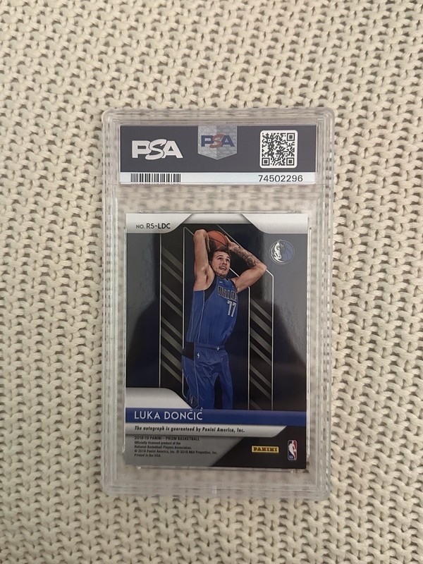 2018-19 Panini Prizm Luka Doncic Rookie Signatures Auto RC #RS-LDC PSA 9 view 2
