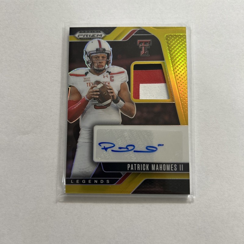 2025 Panini Prizm Draft Picks Patrick Mahomes II  Gold 3 color Patch Auto 09/10