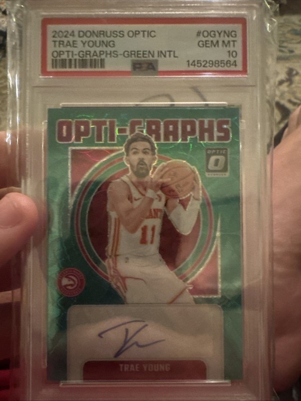 2024-25 Panini Donruss Optic Trae Young Green INTL AUTO SP SSP #/25 Hawks PSA 10