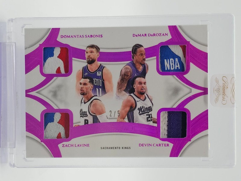 DEROZAN SABONIS LAVINE 2024-25 FLAWLESS QUAD LOGOMAN FUCHSIA PATCH /5 Q0004