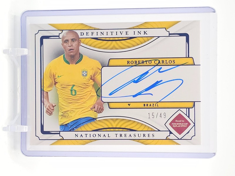ROBERTO CARLOS 2022-23 NATIONAL TREASURES DEFINITIVE INK AUTO /49 #DI-RC Q5332