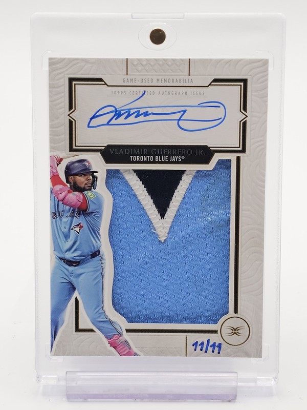VLADIMIR GUERRERO JR 2025 TOPPS DEFINITIVE AUTO USED PATCH 11/11 Q1241