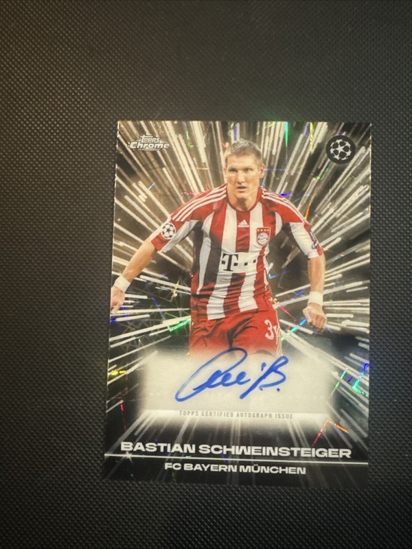 Bastian Schweinsteiger 2025-26 Topps Chrome UCC Black Lazer Auto Bayern Munich!