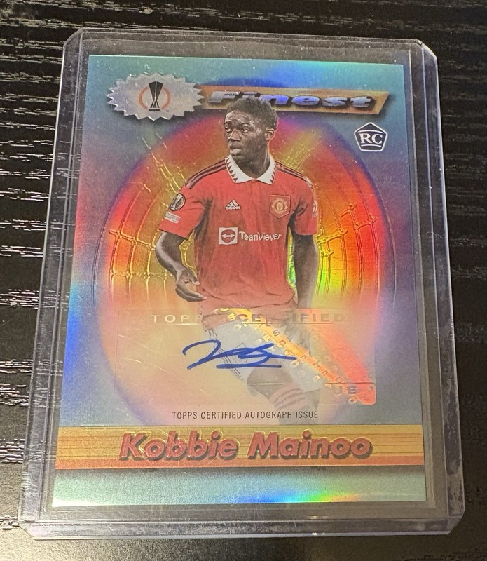 2022-23 Topps Finest Flashback UCC Man United RC Kobbie Mainoo Auto 08/20 SSP 🔥