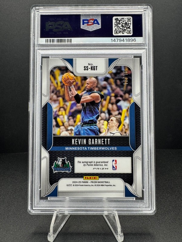 2024-25 Prizm Kevin Garnett Lotus Flower Auto /18 PSA 10 Timberwolves Legend SSP view 2