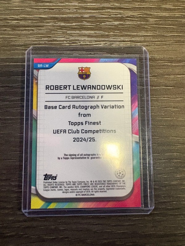 2025 Topps Finest UEFA Club Competitions Robert Lewandowski #BA-RL Gold /50 AUTO view 2