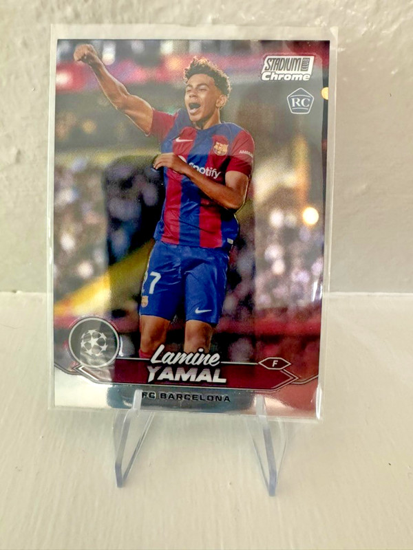 Lamine Yamal 2024 Stadium Club Chrome Rookie #27 FC Barcelona