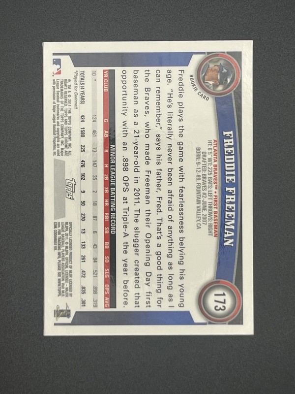 2011 Topps Chrome Freddie Freeman REFRACTOR #173 ROOKIE RC view 2