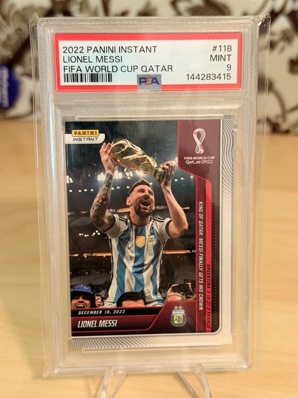 Lionel Messi King Of Qatar PSA 9 Mint Panini Instant Argentina