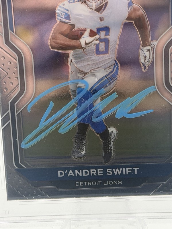 D'Andre Swift 2020 Panini Prizm #358 IP Auto PSA Authentic Auto Detroit Lions view 2
