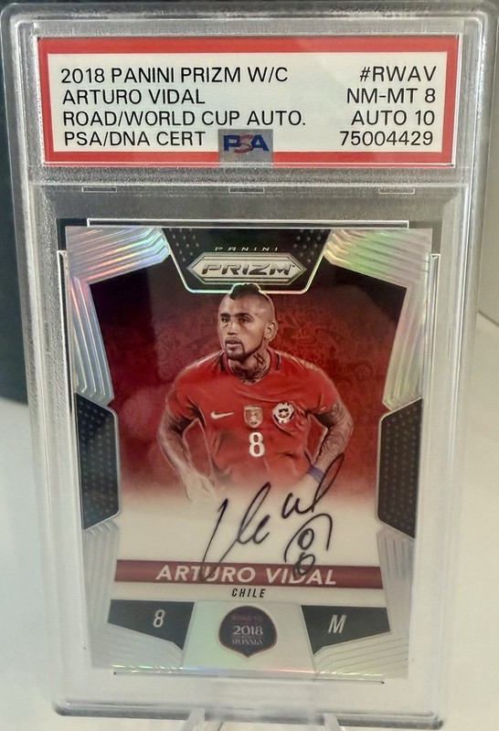 2018 Panini Prizm World Cup Soccer Road To World Cup Auto Arturo Vidal PSA 8/10