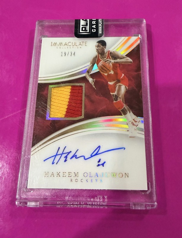2015-16 Panini Immaculate Hakeem Olajuwon Auto Patch 19/34 Houston Rockets