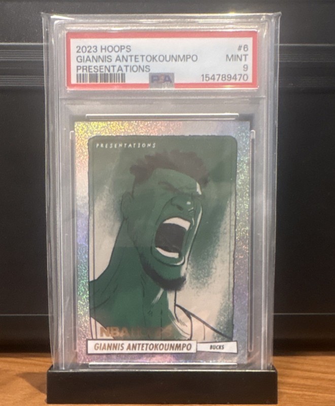 2023-24 Panini NBA Hoops Presentations #6 Giannis Antetokounmpo PSA 9