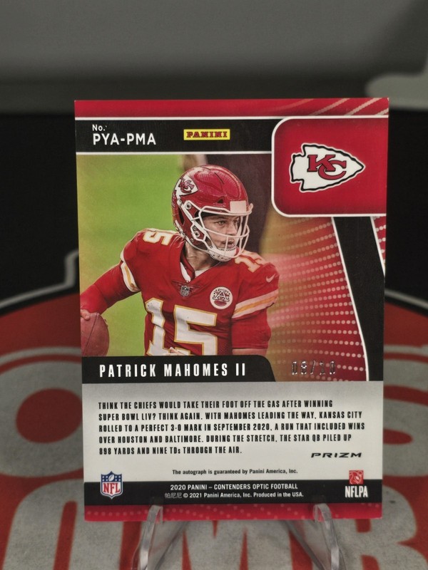 2020 Panini Contenders Optic - Player of the Year Auto Patrick Mahomes /10 view 2