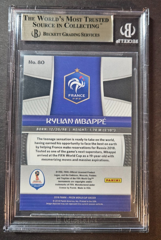 2018 Panini Prizm World Cup Soccer Kylian Mbappe Rookie BGS 9.5 view 2